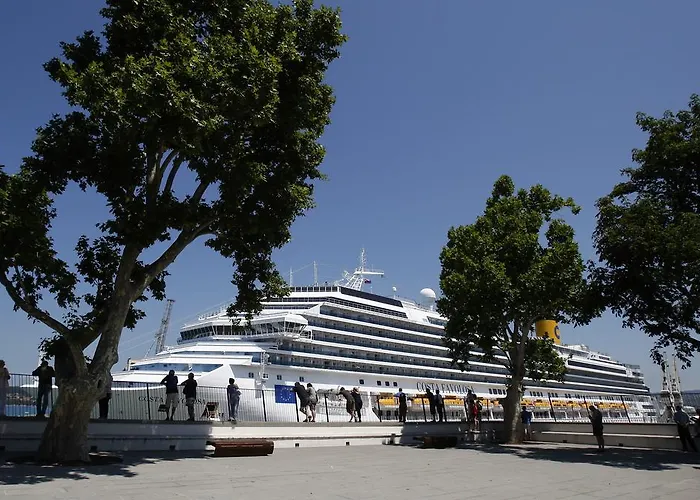 Guest house & Artemus Belveder 4*